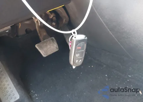 2014 Jeep Cherokee Limited z USA, uszkodzony, nr VIN 1C4PJLDS9EW161914